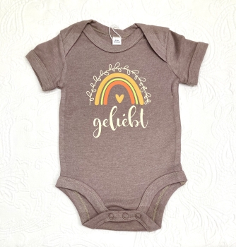 Babybody bedruckt *geliebt* mehrfarbig