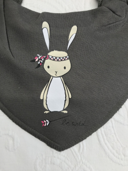 Pippi Lätzli bedruckt grau *Boho Hase* mehrfarbig