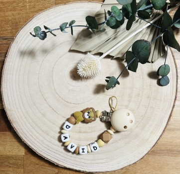 Schnullerkette Silikon *Löwe hellbraun-natur* mit Namen