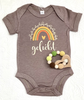 Babybody bedruckt *geliebt* mehrfarbig
