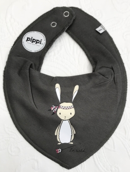 Pippi Lätzli bedruckt grau *Boho Hase* mehrfarbig